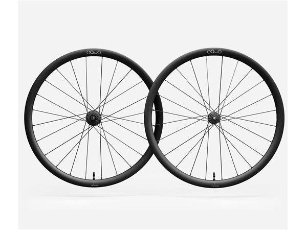 OQUO WHEELS RP35 PRO SHIMANO HG SET